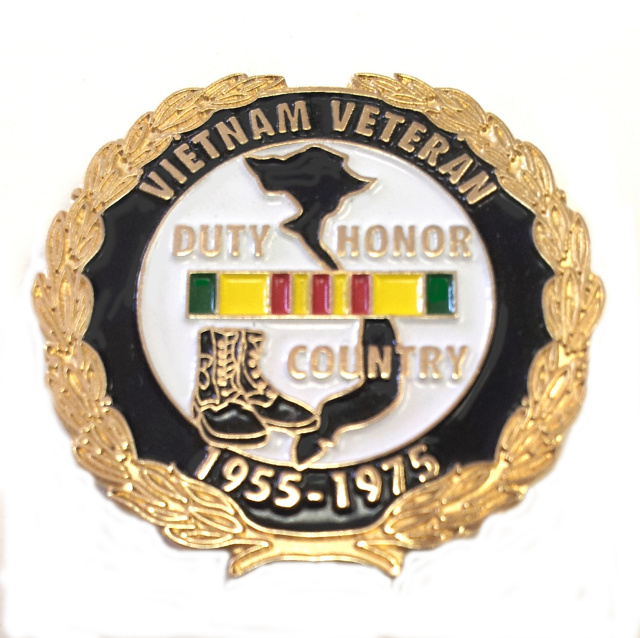 Vietnam Veteran Lapel Pin